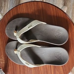 Reef flip flops 10